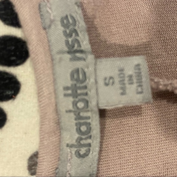 {Charlotte Russe} long sleeve tee, criss cross cut out back - Picture 3 of 3